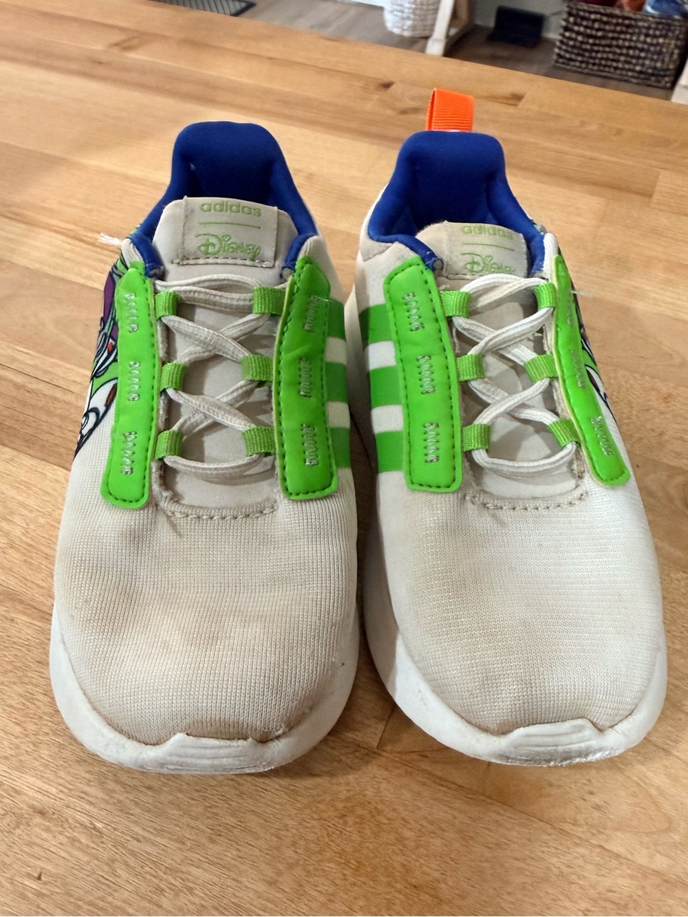 adidas Disney collection Kids White Sneakers with Buzz Lightyear Design - Picture 6 of 7